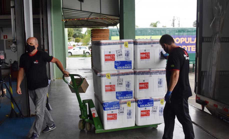 Com nova remessa, Paraná vai intensificar vacinação de domingo a domingo