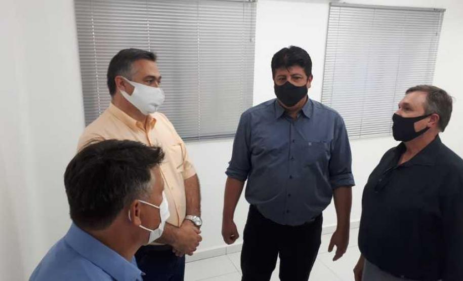 Vacinação contra a Covid-19 em Sertaneja.