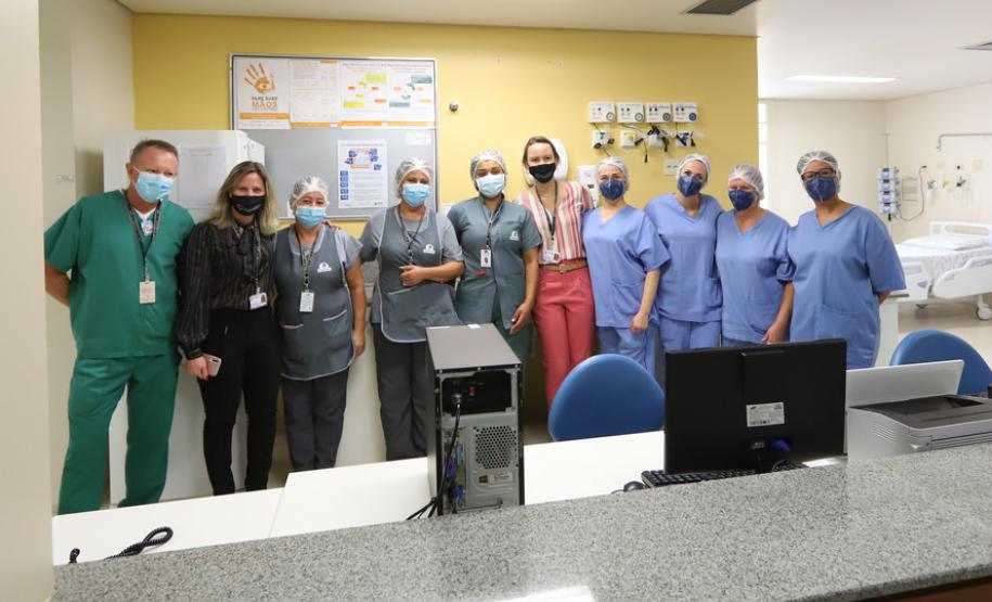 O governador Carlos Massa Ratinho Junior visita nesta quarta-feira (14) o Hospital Regional São Sebastião, na Lapa. A Secretaria de Estado da Saúde disponibiliza seis leitos de UTI no hospital. A unidade já conta com 40 leitos de enfermaria na estratégia de combate à Covid-19.