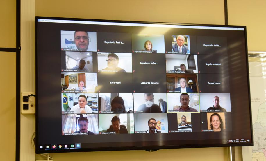 Saúde apresenta ações em reunião da Frente Parlamentar do Coronavírus