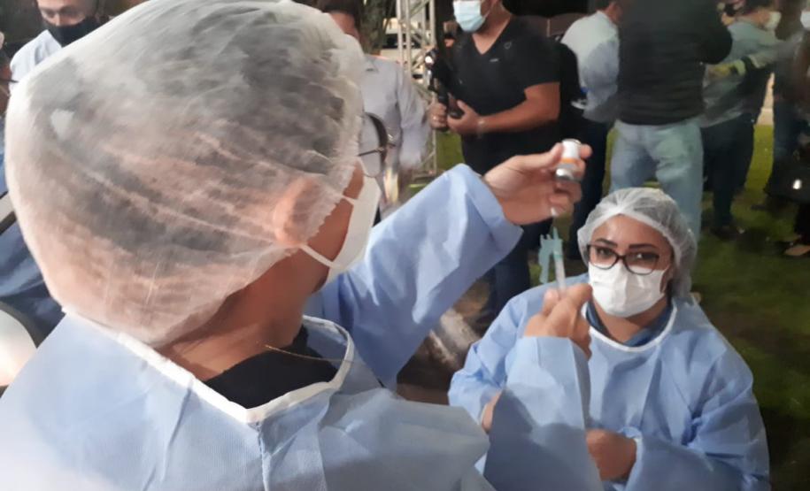 Paraná aplicou mais de 30 mil doses de vacina no feriado