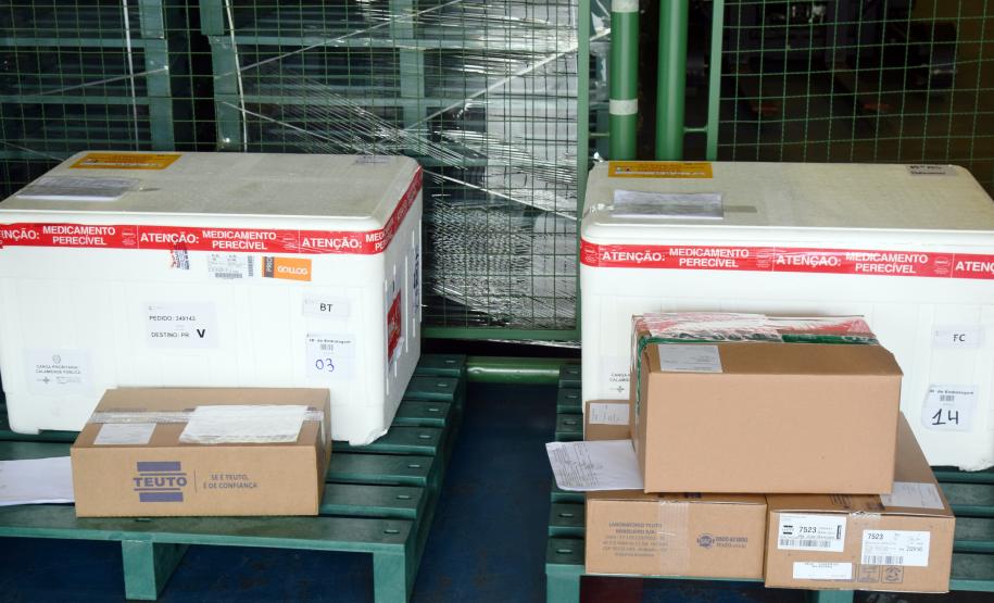 Estado distribui mais 205 mil vacinas contra a Covid-19; veja divisão por regional