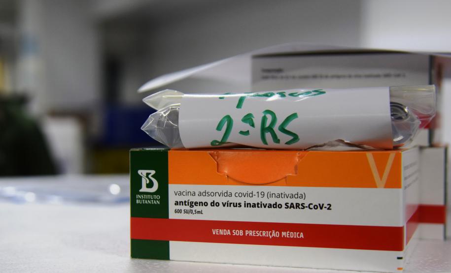 Estado distribui mais 205 mil vacinas contra a Covid-19; veja divisão por regional