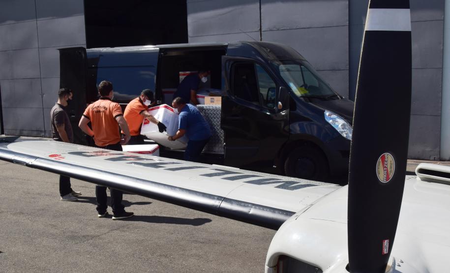Estado distribui mais 205 mil vacinas contra a Covid-19; veja divisão por regional