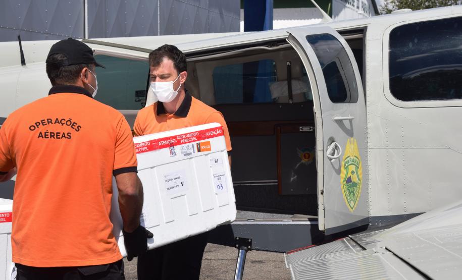 Estado distribui mais 205 mil vacinas contra a Covid-19; veja divisão por regional