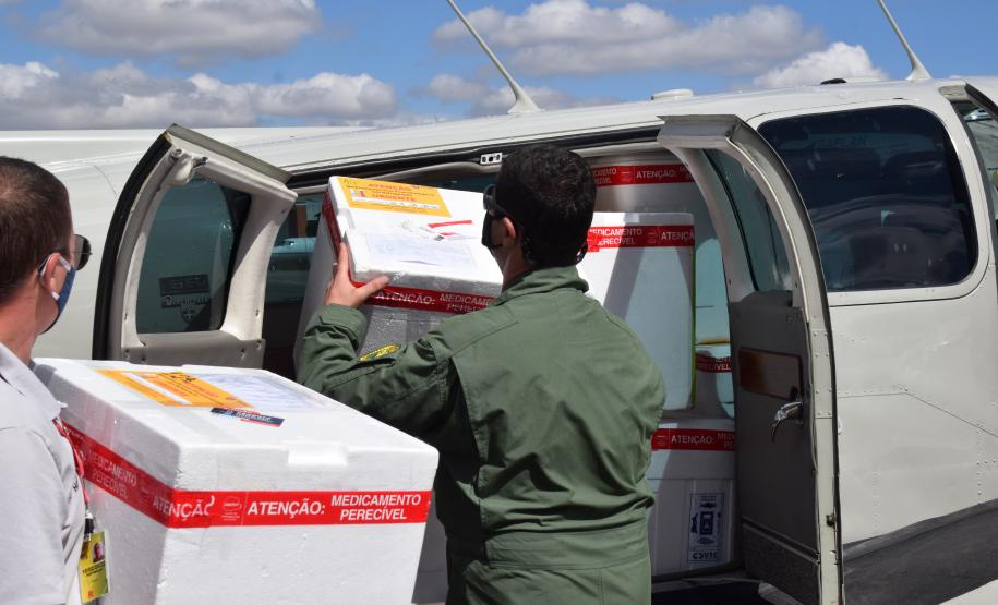 Estado distribui mais 205 mil vacinas contra a Covid-19; veja divisão por regional
