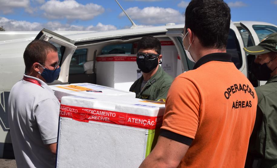 Estado distribui mais 205 mil vacinas contra a Covid-19; veja divisão por regional