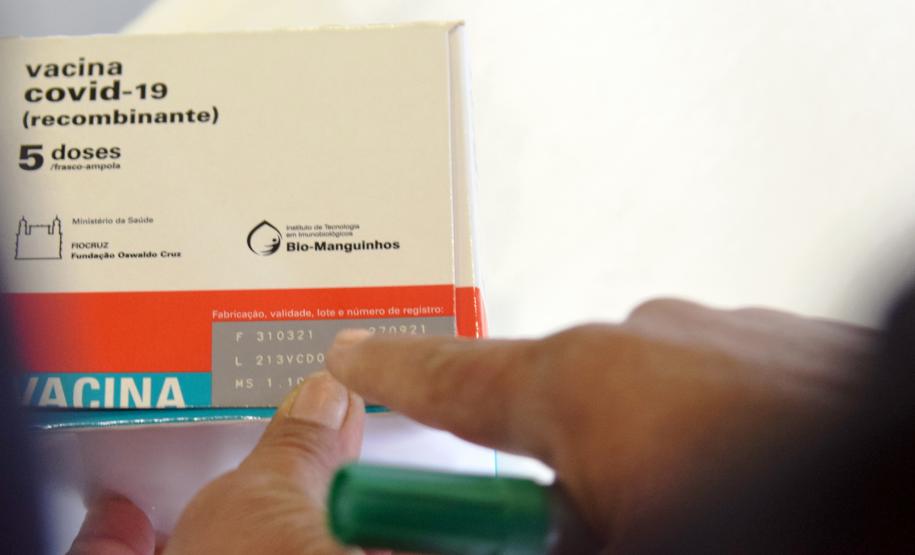 Paraná avança na vacinação de pessoas acima de 60 anos e profissionais da segurança