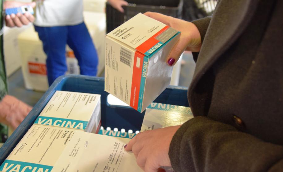 Paraná avança na vacinação de pessoas acima de 60 anos e profissionais da segurança