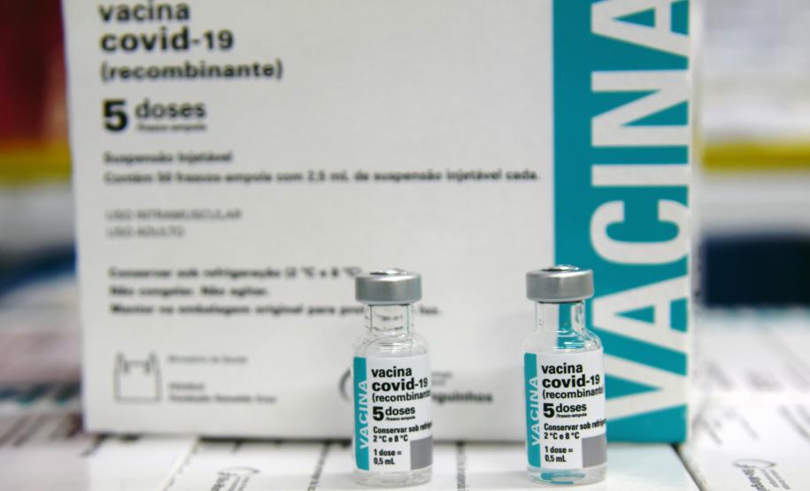 Paraná avança na vacinação de pessoas acima de 60 anos e profissionais da segurança