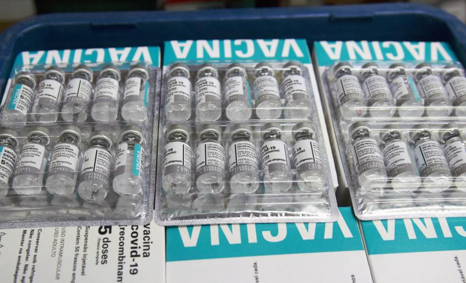 Paraná avança na vacinação de pessoas acima de 60 anos e profissionais da segurança