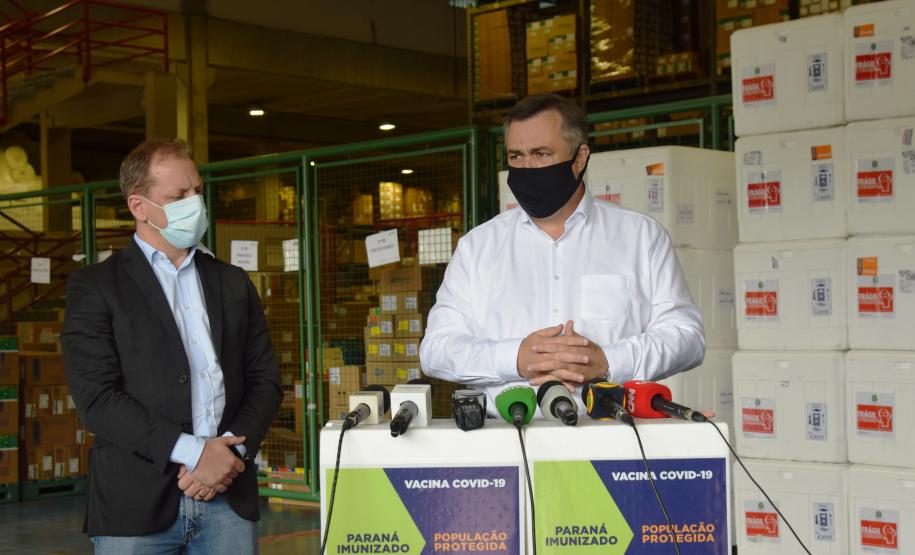 Paraná avança na vacinação de pessoas acima de 60 anos e profissionais da segurança