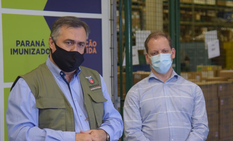 Mais 242 mil vacinas contra a Covid-19 chegam ao Paraná
