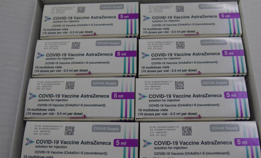 Mais 242 mil vacinas contra a Covid-19 chegam ao Paraná