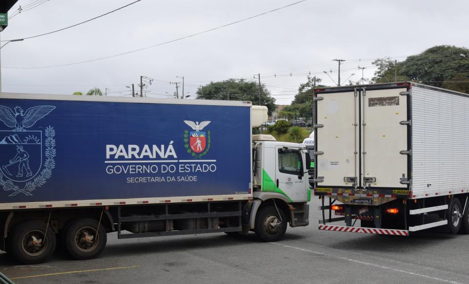 Paraná recebe novas doses da Coronavac e inicia logística para distribuir 367 mil vacinas