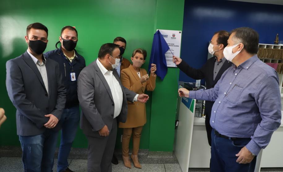 O Governo do Estado inaugurou uma nova Unidade Básica de Saúde (UBS) no município de Ponta Grossa nesta terça-feira (11). A obra possui um investimento de R$ 750 mil de repasse estadual. O secretário de Estado da Saúde, Beto Preto, esteve presente na inauguração e falou sobre a importância desta obra para a população. - Ponta Grossa, 11/05/2021