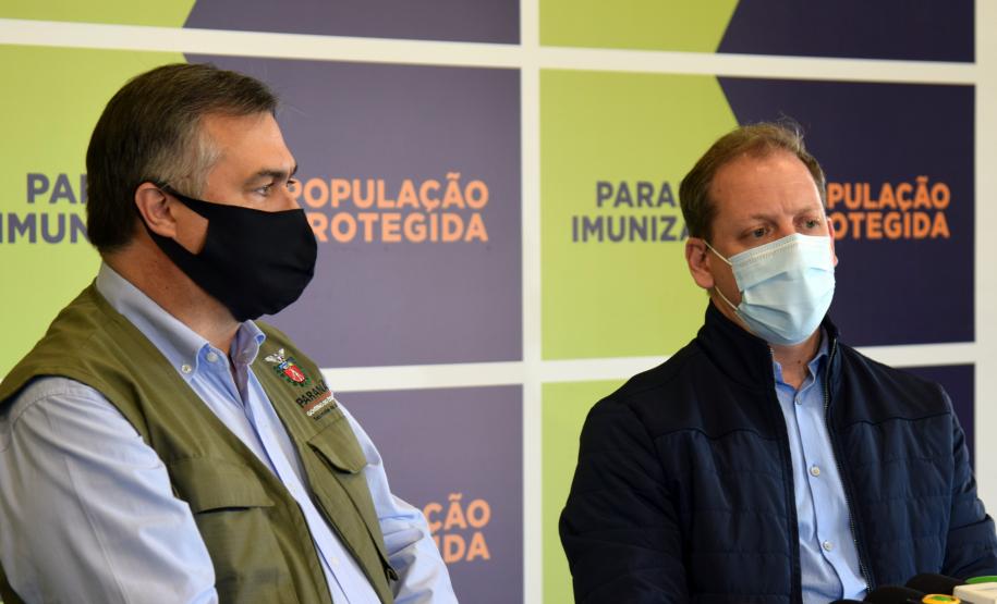 Além de Curitiba, novo lote de vacinas da Pfizer será distribuído para outros cinco municípios