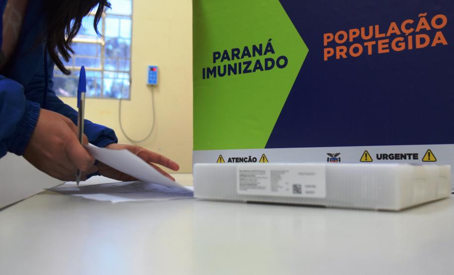 Governo do Estado descentraliza vacinas da Pfizer e municípios já recebem as doses