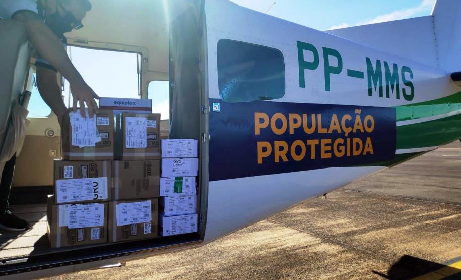 Governo do Estado descentraliza vacinas da Pfizer e municípios já recebem as doses