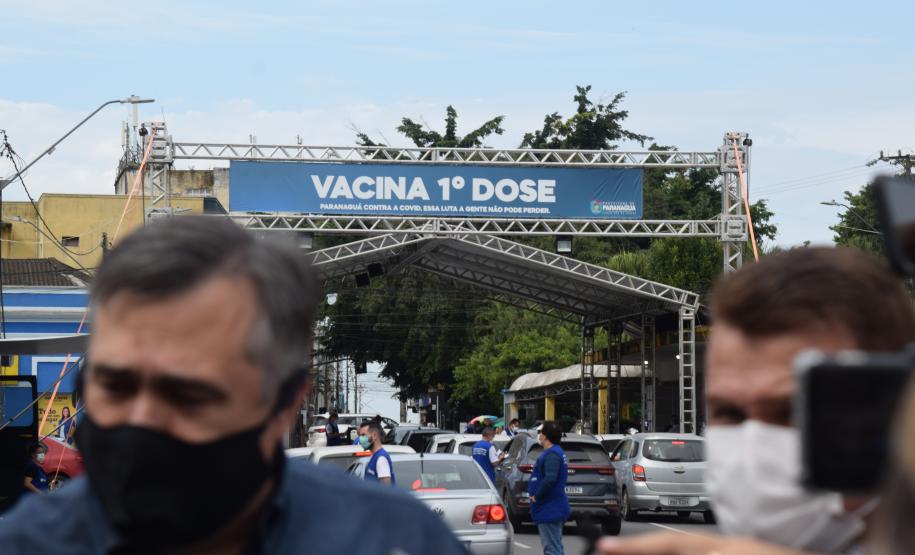 Trabalhadores portuários começam a ser vacinados contra a Covid-19 no Paraná