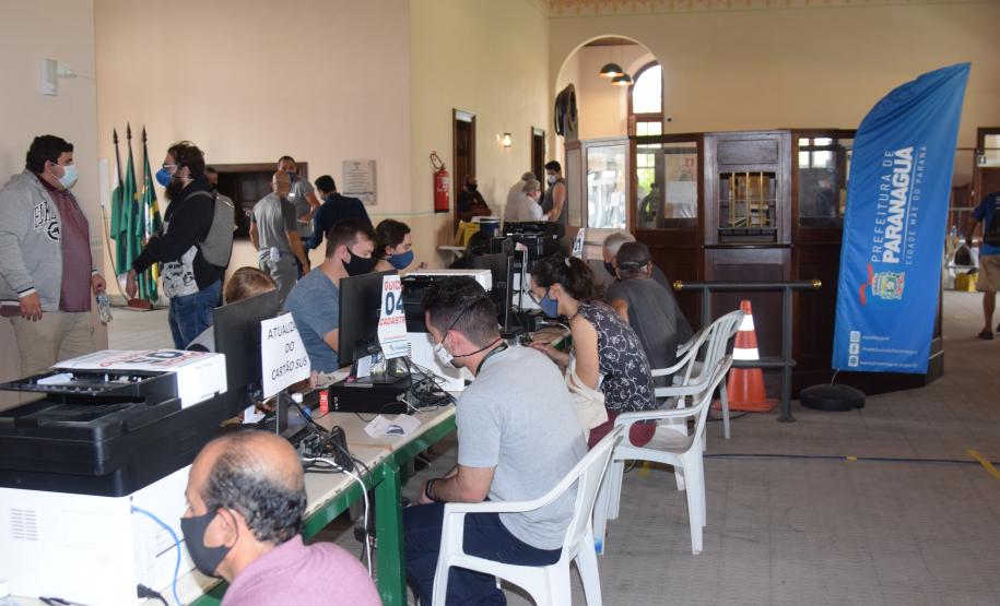Trabalhadores portuários começam a ser vacinados contra a Covid-19 no Paraná