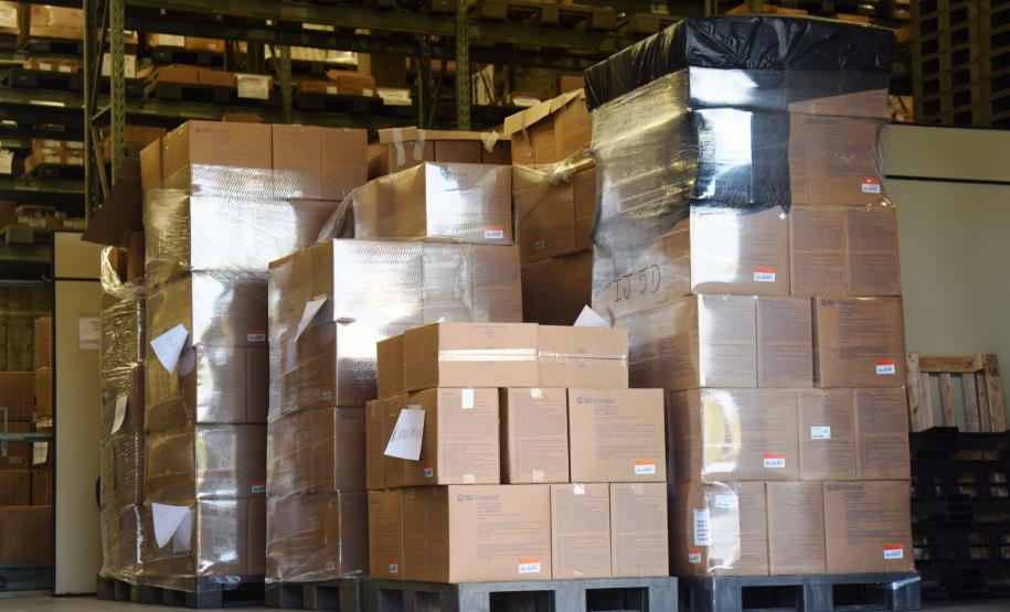 Sesa envia mais de 2,3 milhões de seringas para a vacinação nos municípios