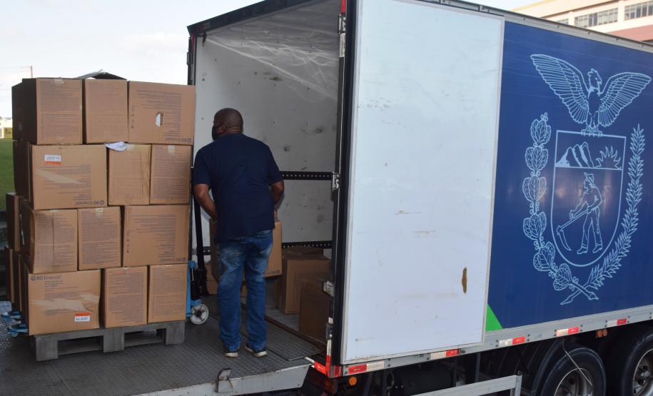 Sesa envia mais de 2,3 milhões de seringas para a vacinação nos municípios