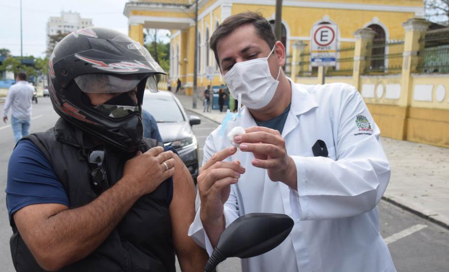 9,8 mil portuários já receberam a 1ª dose da vacina contra Covid-19 no Paraná