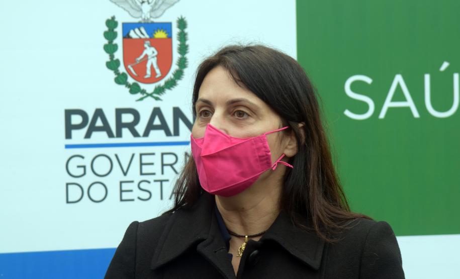 Governo entrega cinco ambulâncias para ampliação do atendimento de Urgência na região de Irati