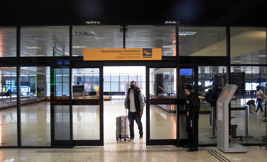 Paraná realiza estratégia de testagem para Covid-19 no aeroporto internacional Afonso Pena