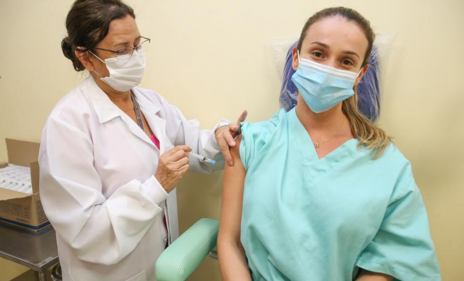 Paraná ultrapassa 4 milhões de vacinas aplicadas contra o coronavírus