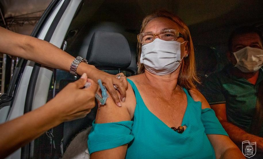 Todos os municípios do Paraná já estão vacinando a população em geral