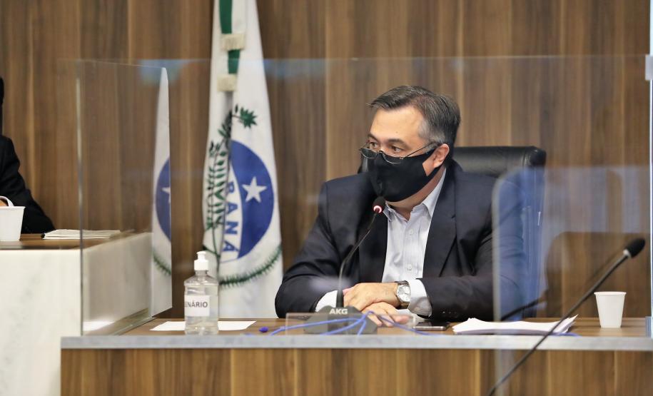 Saúde já assegurou R$ 1,3 bilhão em investimentos; combate a Covid-19 é destaque na prestação de contas da Alep