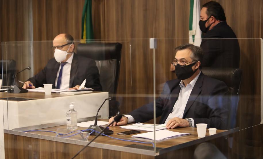 Saúde já assegurou R$ 1,3 bilhão em investimentos; combate a Covid-19 é destaque na prestação de contas da Alep