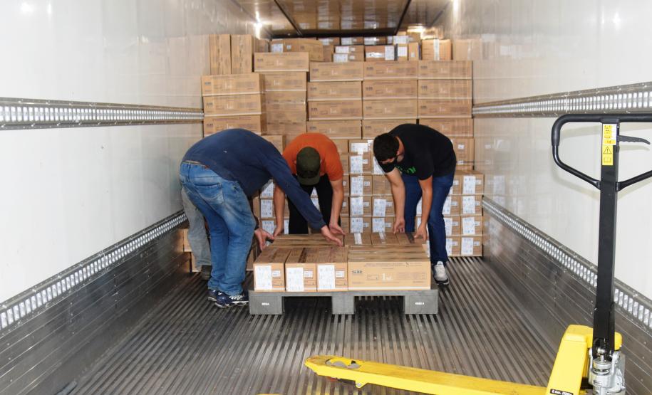 Sesa prepara remessa de mais de 2 milhões de seringas e agulhas para a vacinação da Covid-19