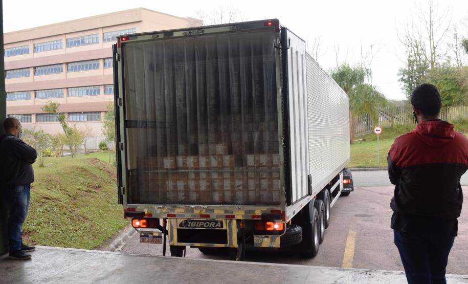 Sesa prepara remessa de mais de 2 milhões de seringas e agulhas para a vacinação da Covid-19