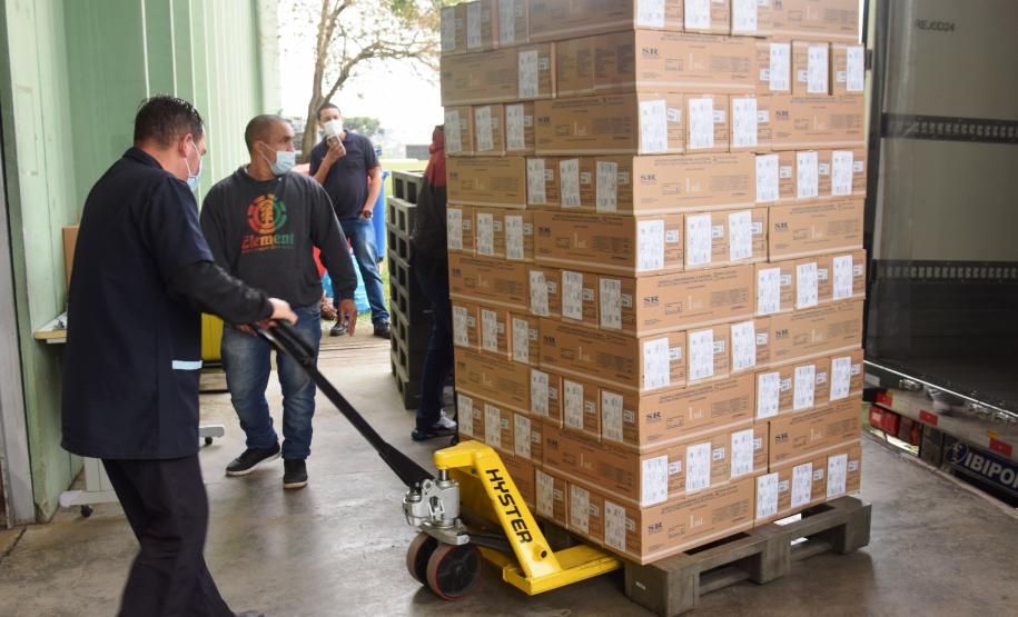Sesa prepara remessa de mais de 2 milhões de seringas e agulhas para a vacinação da Covid-19