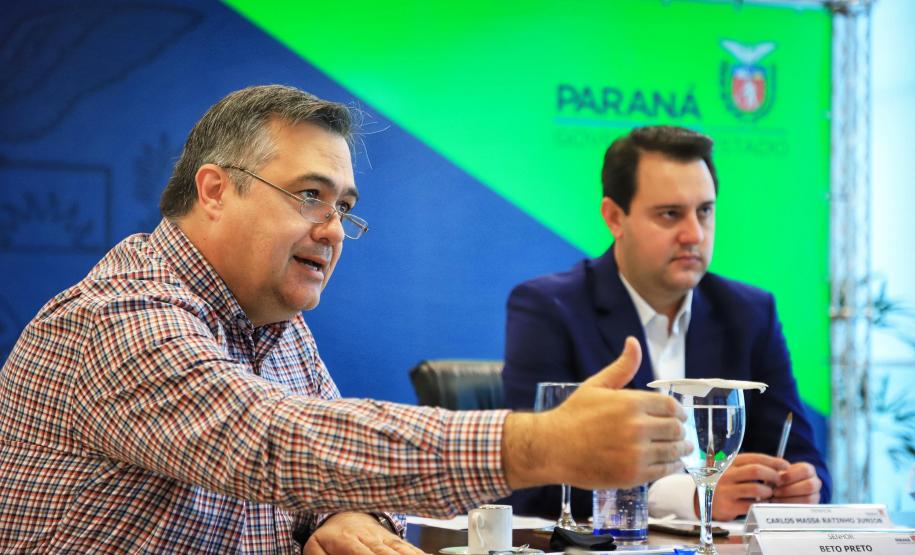 Estado firma pacto com municípios para acelerar o ritmo da vacinação contra a Covid-19