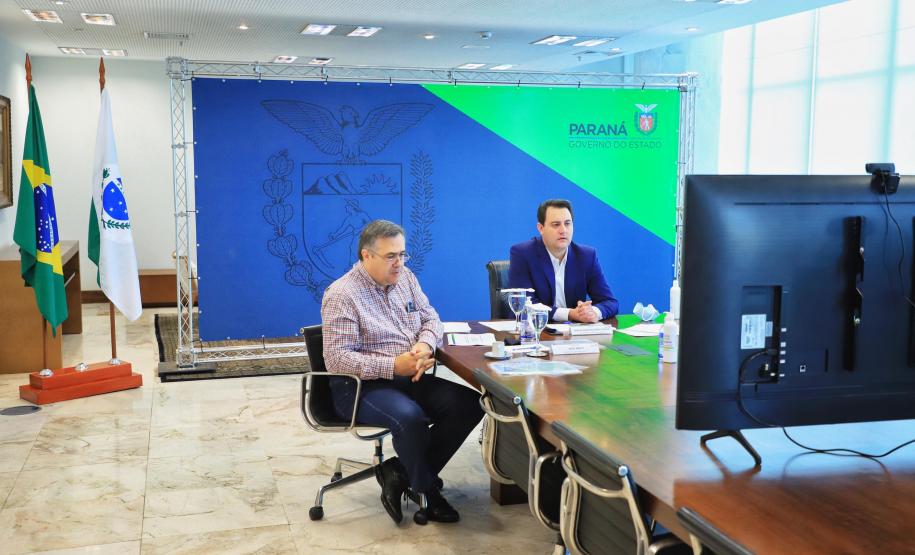 Estado firma pacto com municípios para acelerar o ritmo da vacinação contra a Covid-19