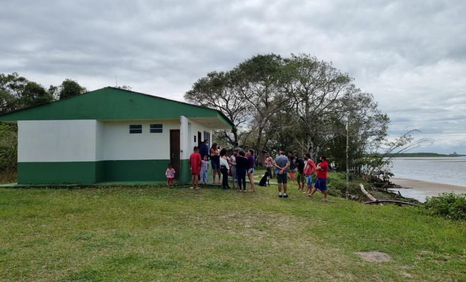 Comunidades Ribeirinhas recebem vacina contra a Covid-19 em Guaraqueçaba