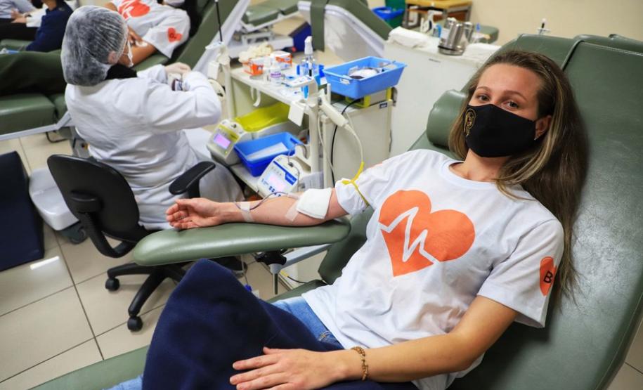 Com estoque 40% abaixo do ideal, Hemepar faz apelo à população para doar sangue.