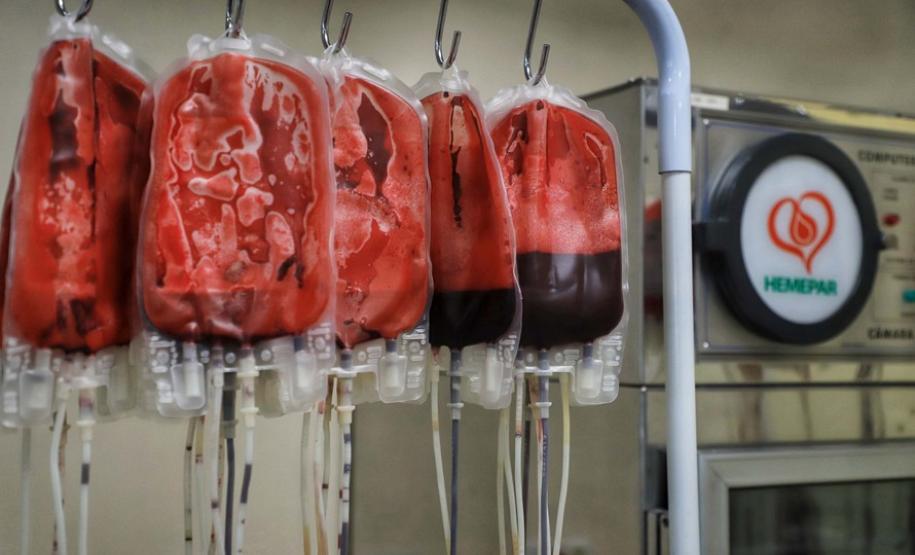 Com estoque 40% abaixo do ideal, Hemepar faz apelo à população para doar sangue.