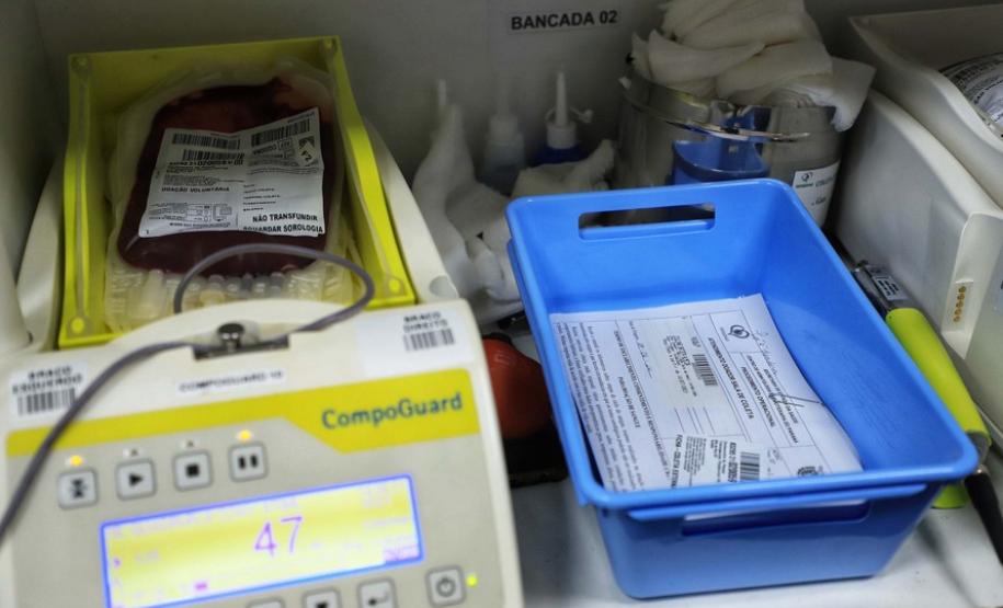 Com estoque 40% abaixo do ideal, Hemepar faz apelo à população para doar sangue.