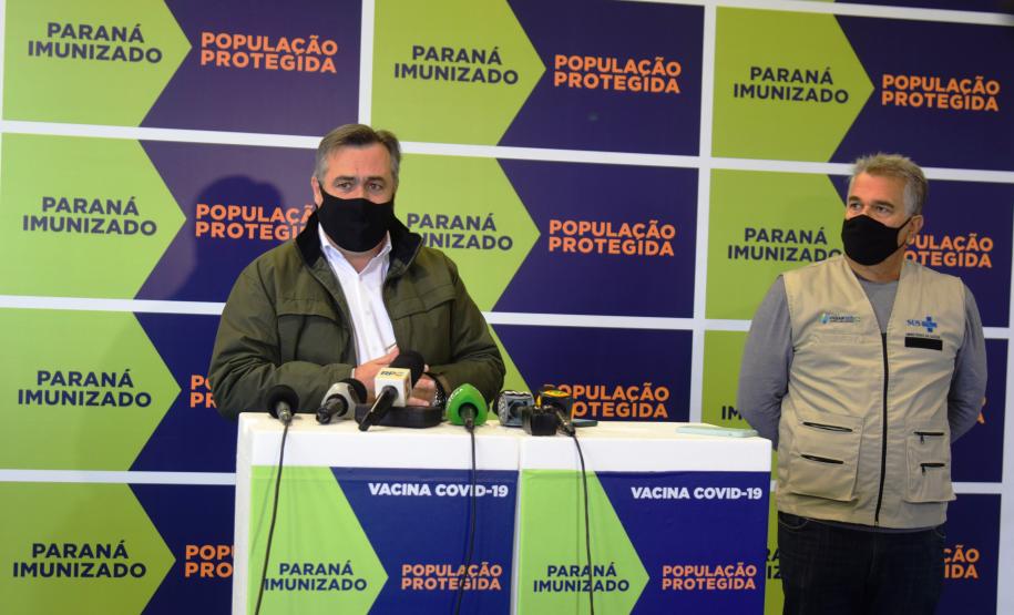 Paraná recebe 234 mil vacinas contra a Covid-19; doses da Pfizer vão para os 399 municípios