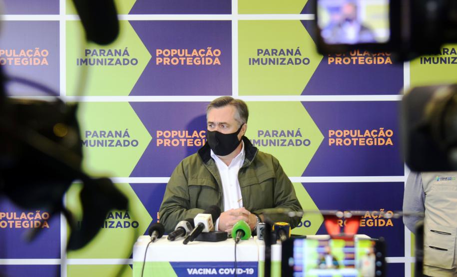 Paraná recebe 234 mil vacinas contra a Covid-19; doses da Pfizer vão para os 399 municípios