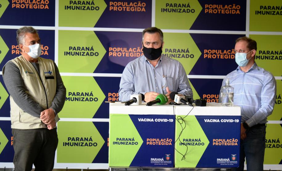 Governo muda estratégia de distribuição e pretende vacinar 80% da população até agosto