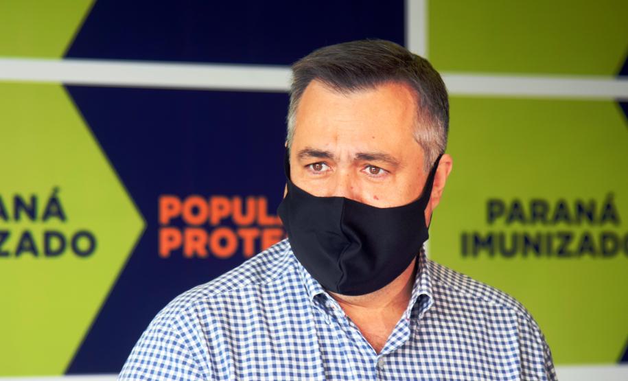 Governo muda estratégia de distribuição e pretende vacinar 80% da população até agosto