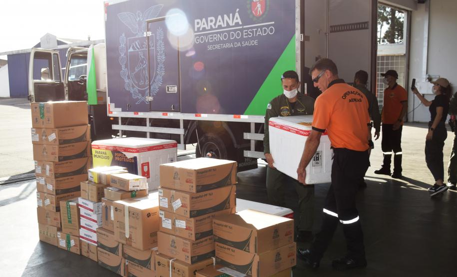 Força-tarefa do Governo do Estado envia vacinas e medicamentos para todas as Regionais de Saúde