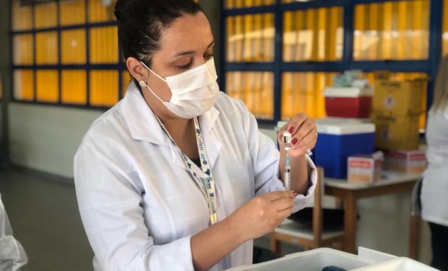 Campanha “De domingo a domingo” registra mais de 952 mil doses aplicadas aos finais de semana no Paraná