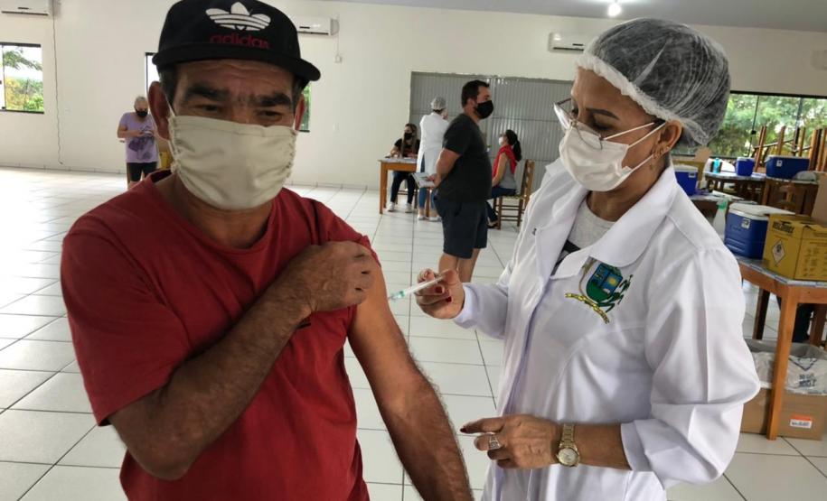 Campanha “De domingo a domingo” registra mais de 952 mil doses aplicadas aos finais de semana no Paraná
